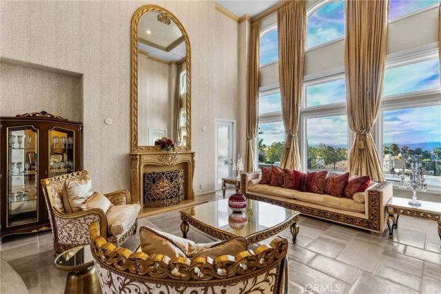 3724 Winford Drive, Tarzana, CA 91356
