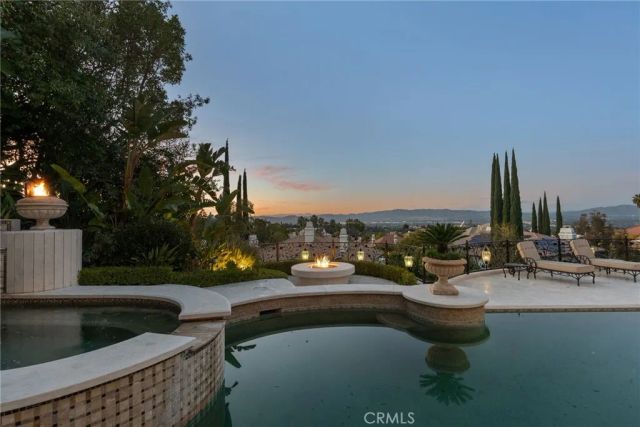 3724 Winford Drive, Tarzana, CA 91356