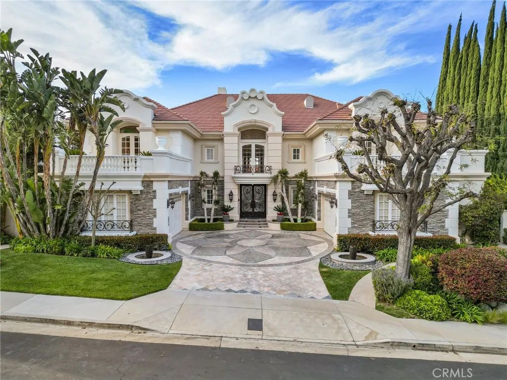 3724 Winford Drive, Tarzana, CA 91356