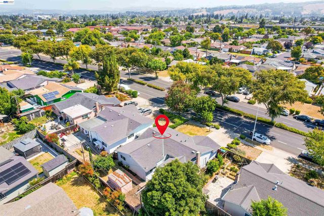 25353 Calaroga Ave, Hayward, CA 94545