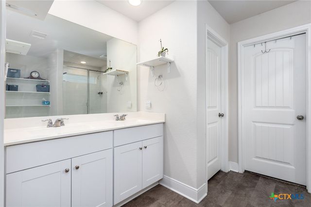 1441 Parkwood, Seguin, TX 78155