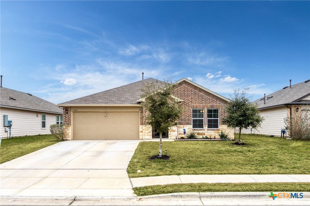 1441 Parkwood, Seguin, TX 78155