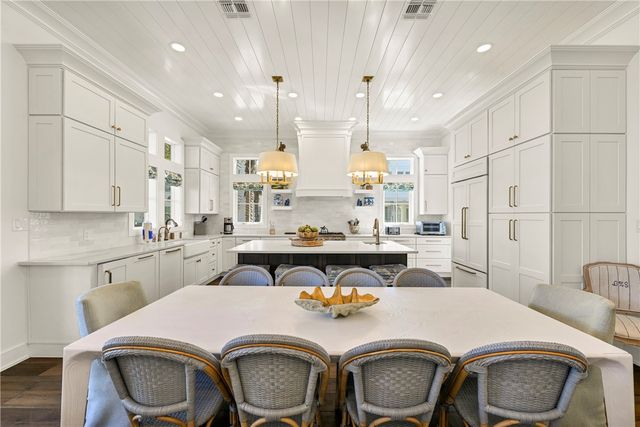 251 Laughter Lane, Port Aransas, TX 78373