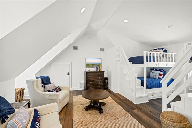 251 Laughter Lane, Port Aransas, TX 78373