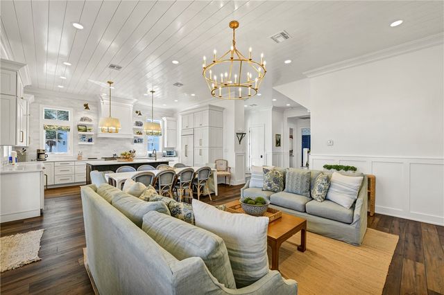 251 Laughter Lane, Port Aransas, TX 78373