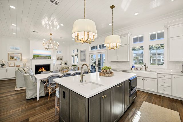 251 Laughter Lane, Port Aransas, TX 78373