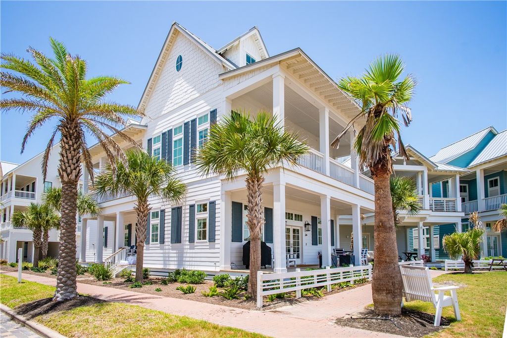 251 Laughter Lane, Port Aransas, TX 78373