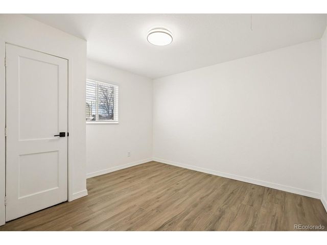 998 Toledo St, Aurora, CO 80011