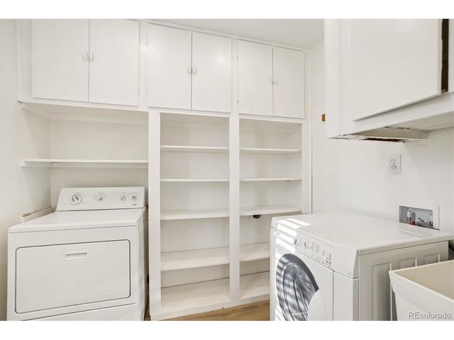 998 Toledo St, Aurora, CO 80011