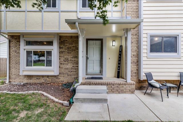 2213 N Fallen Tree Ct, Derby, KS 67037