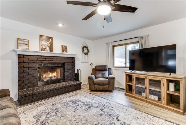 2213 N Fallen Tree Ct, Derby, KS 67037