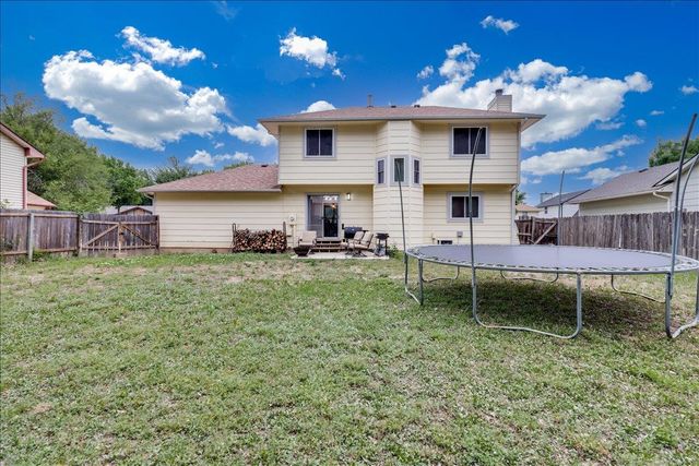 2213 N Fallen Tree Ct, Derby, KS 67037