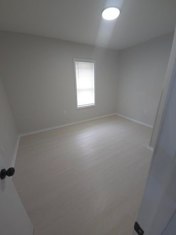 4721 Ivy Street, East Chicago, IN 46312