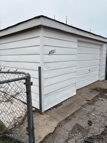 4721 Ivy Street, East Chicago, IN 46312