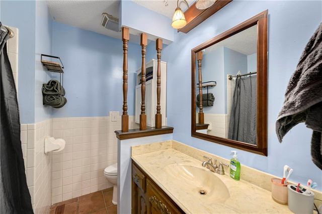16505 Greenwald Drive, Belton, MO 64012
