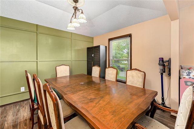 16505 Greenwald Drive, Belton, MO 64012