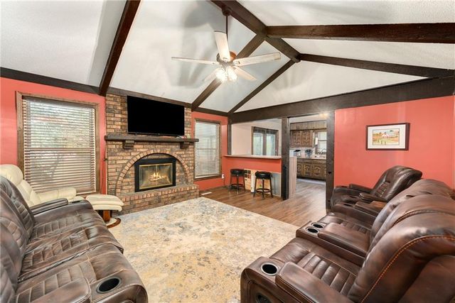 16505 Greenwald Drive, Belton, MO 64012
