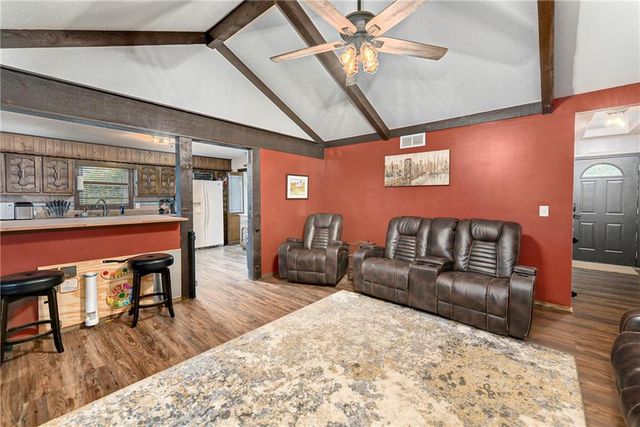16505 Greenwald Drive, Belton, MO 64012