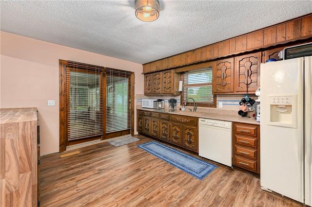 16505 Greenwald Drive, Belton, MO 64012