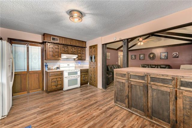 16505 Greenwald Drive, Belton, MO 64012