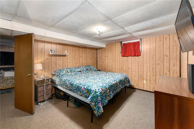 16505 Greenwald Drive, Belton, MO 64012