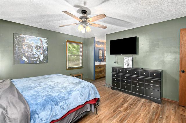 16505 Greenwald Drive, Belton, MO 64012