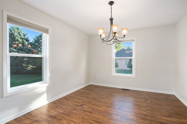 8155 Interlochen Street, Kalamazoo, MI 49009