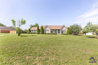218 Wexford Circle, Bonaire, GA 31005
