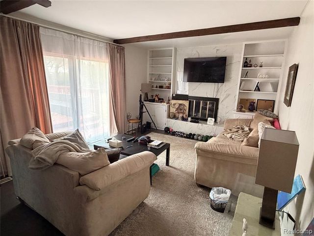 27805 Arlington Drive, Southfield, MI 48076