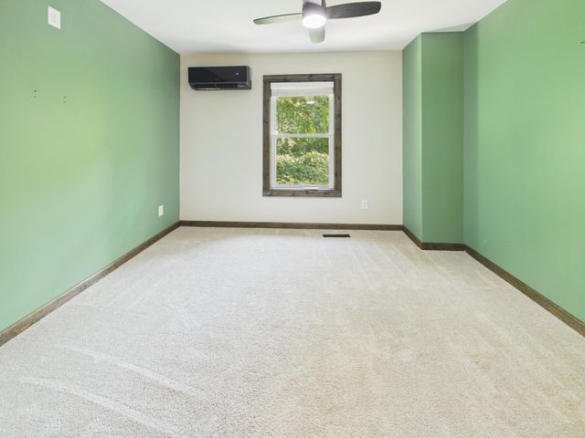 817 Kanawha State Forest Drive, Charleston, WV 25314