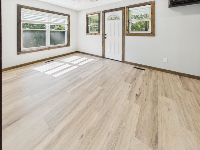 817 Kanawha State Forest Drive, Charleston, WV 25314
