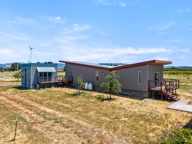 3155 Soda Bay Rd, Lakeport, CA 95453