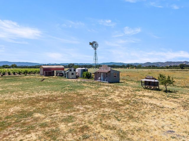 3155 Soda Bay Rd, Lakeport, CA 95453