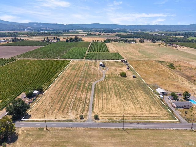 3155 Soda Bay Rd, Lakeport, CA 95453