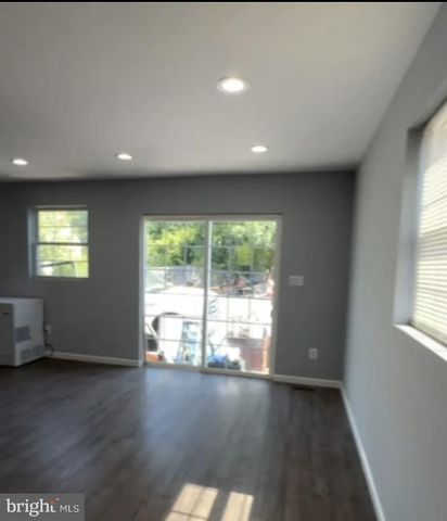 6913 ANNAPOLIS RD, Hyattsville, MD 20784