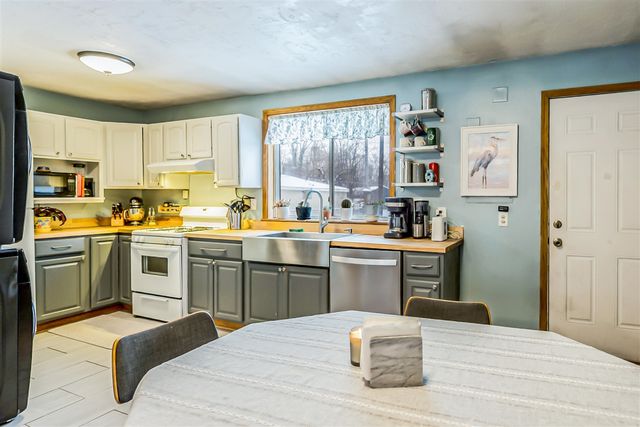 1166 Lexington Parkway, Ypsilanti, MI 48198