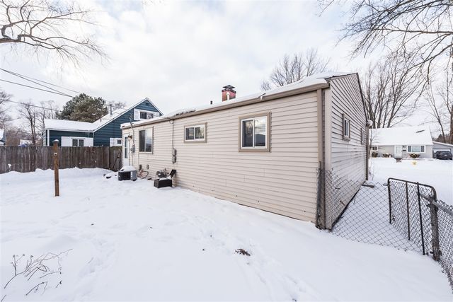 1166 Lexington Parkway, Ypsilanti, MI 48198