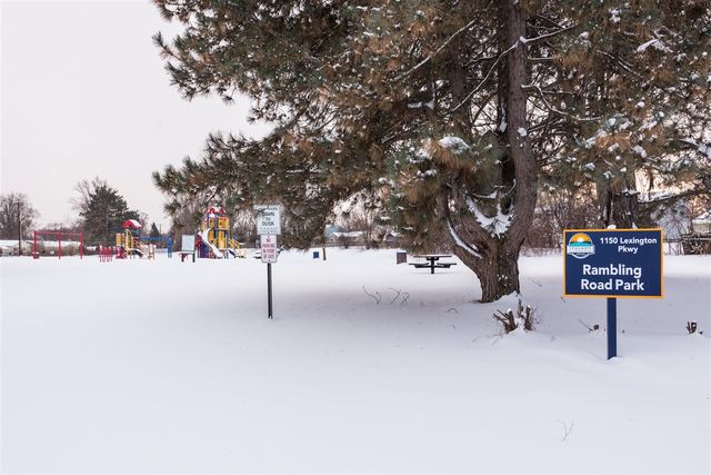 1166 Lexington Parkway, Ypsilanti, MI 48198