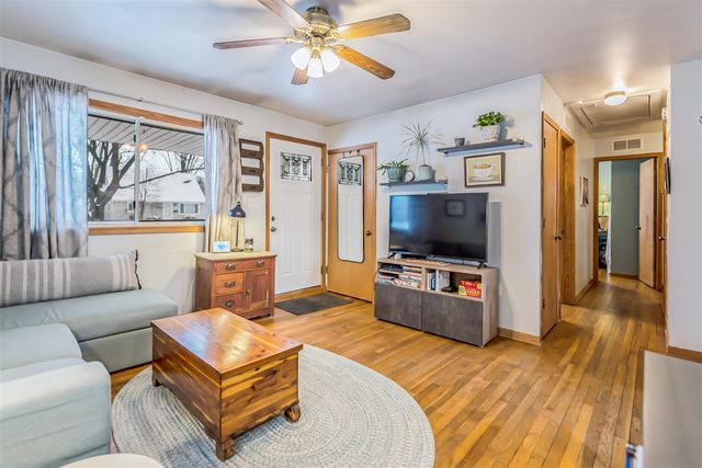 1166 Lexington Parkway, Ypsilanti, MI 48198