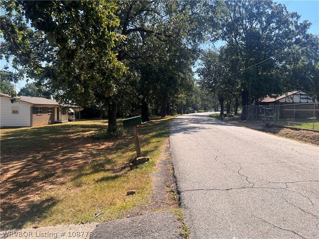 2904 Witteville Drive, Poteau, OK 74953