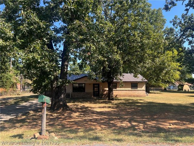 2904 Witteville Drive, Poteau, OK 74953
