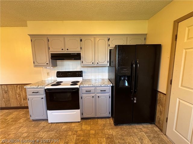 2904 Witteville Drive, Poteau, OK 74953