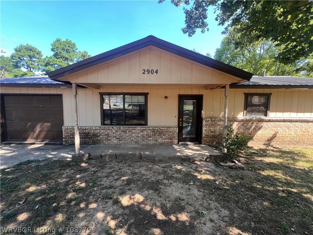 2904 Witteville Drive, Poteau, OK 74953