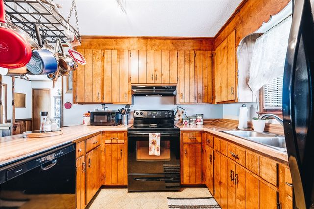 303 Meadow Drive, Seneca, SC 29678