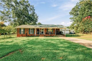 303 Meadow Drive, Seneca, SC 29678
