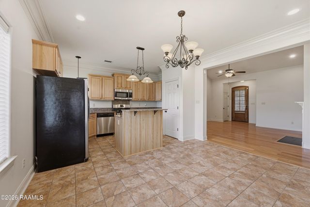 210 Cedar Grove Drive, Youngsville, LA 70592