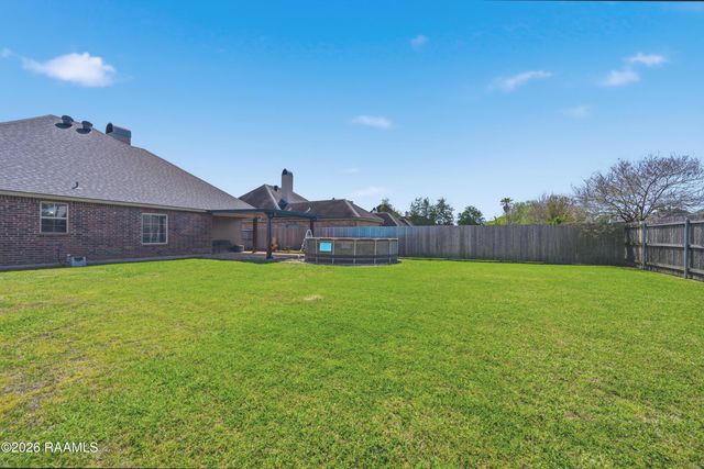 210 Cedar Grove Drive, Youngsville, LA 70592