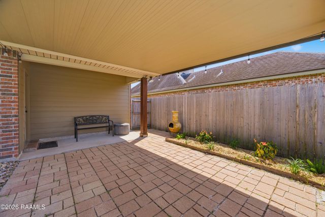 210 Cedar Grove Drive, Youngsville, LA 70592