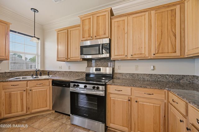 210 Cedar Grove Drive, Youngsville, LA 70592