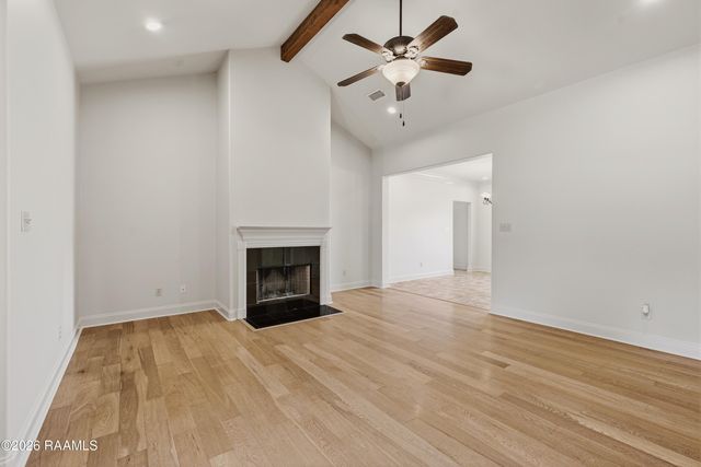 210 Cedar Grove Drive, Youngsville, LA 70592